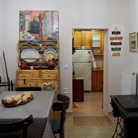 House * Paliouri